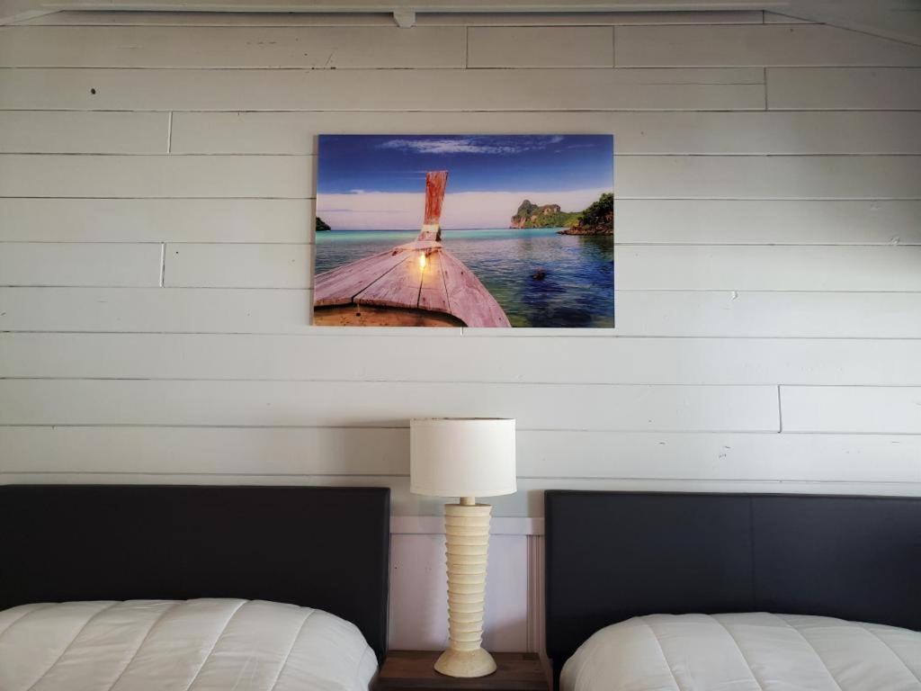 Hollywood Gardens Inn & Suites Ngoại thất bức ảnh